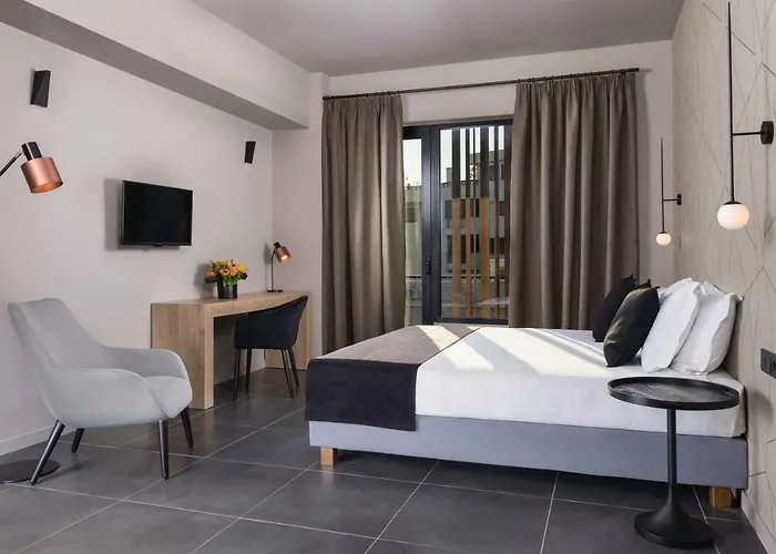 Azur Suites
